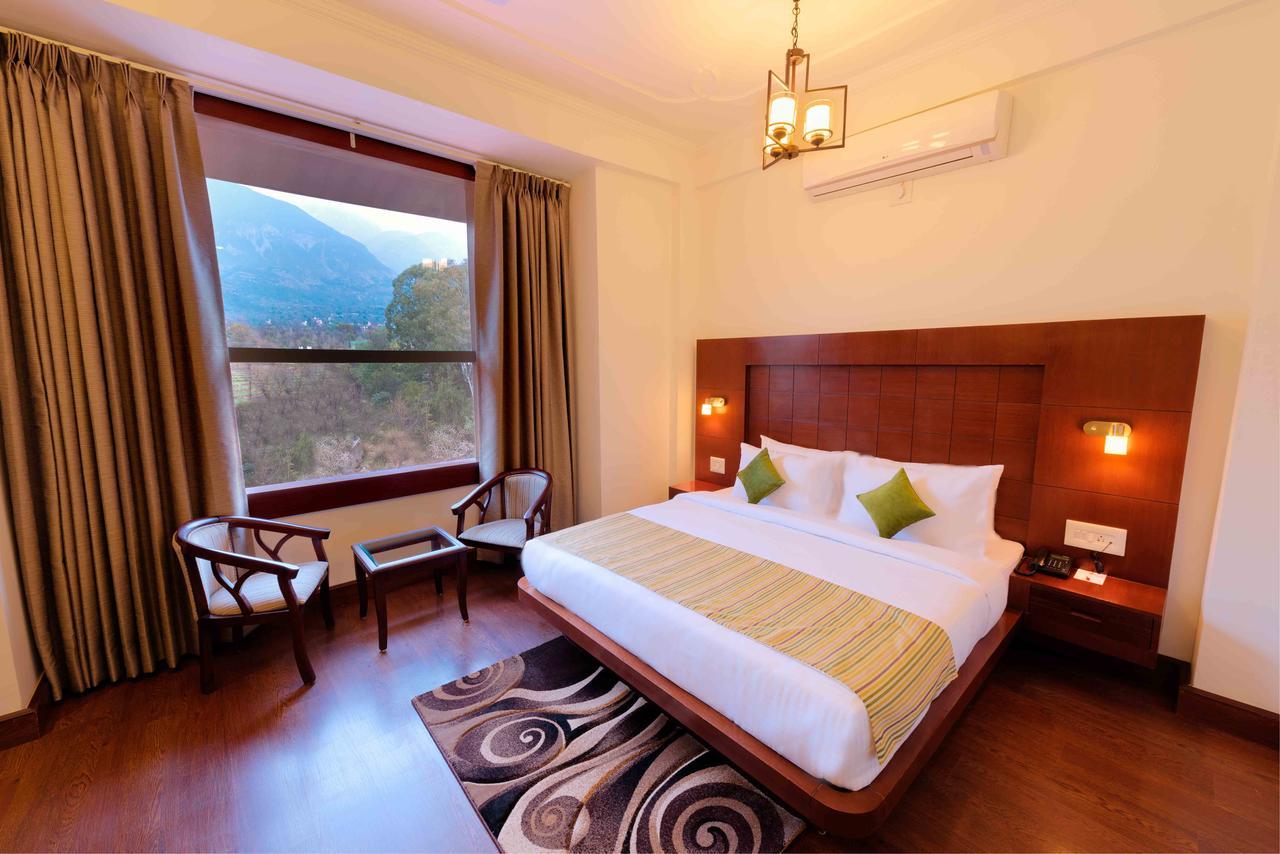 White Ridge Hotel Dharamshala Dış mekan fotoğraf